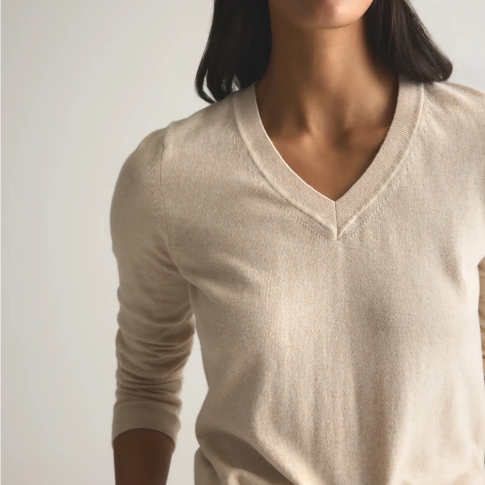 Quince Women's V-Neck Lightweight Sweater in Cream